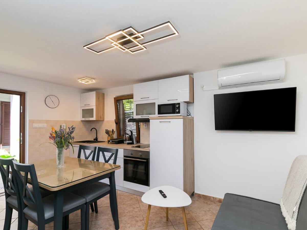Lavanda New 2021 Apartment Porec